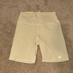 ALO Yoga Beige Bike Shorts